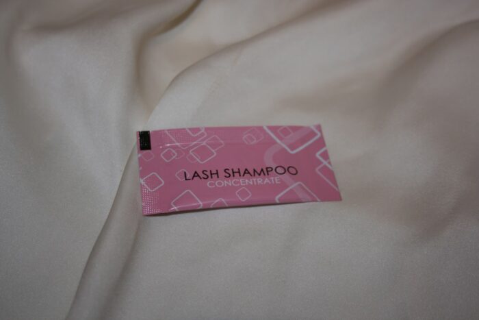 Lash shampoo concerntrate